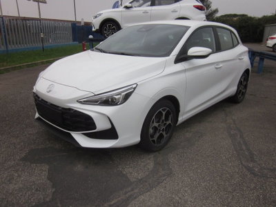 Mg MG3 1.5 hybrid+ Comfort auto (4)