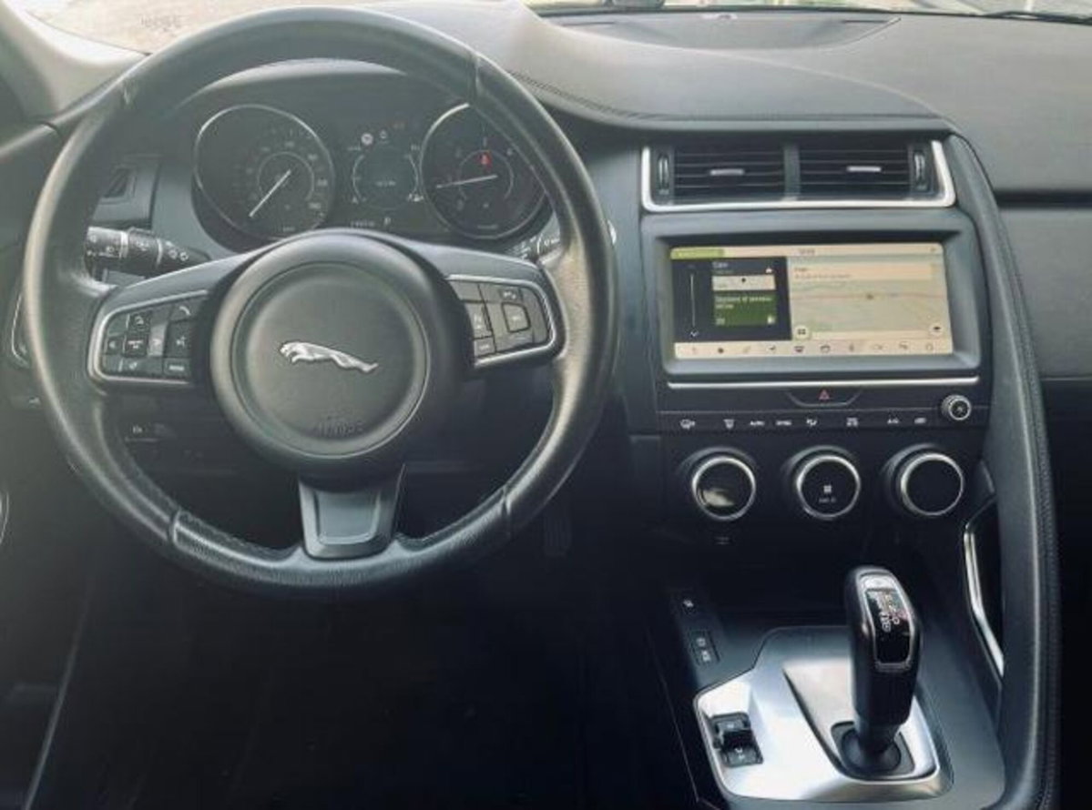 Jaguar E-Pace 2.0D 150 CV AWD S (4)