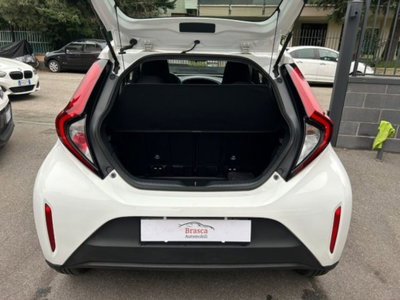 Toyota Aygo X 1.0 VVT-i 72 CV 5 porte Limited Air (14)