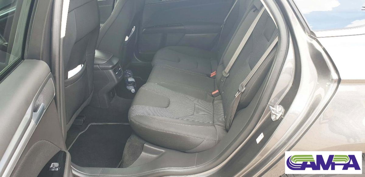 Ford Mondeo 2.0 TDCi 150 CV S&S 5 porte Titanium Business (8)