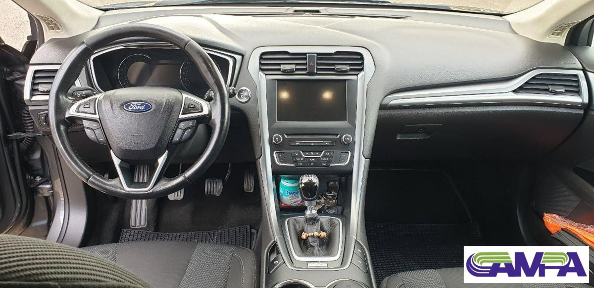 Ford Mondeo 2.0 TDCi 150 CV S&S 5 porte Titanium Business (9)