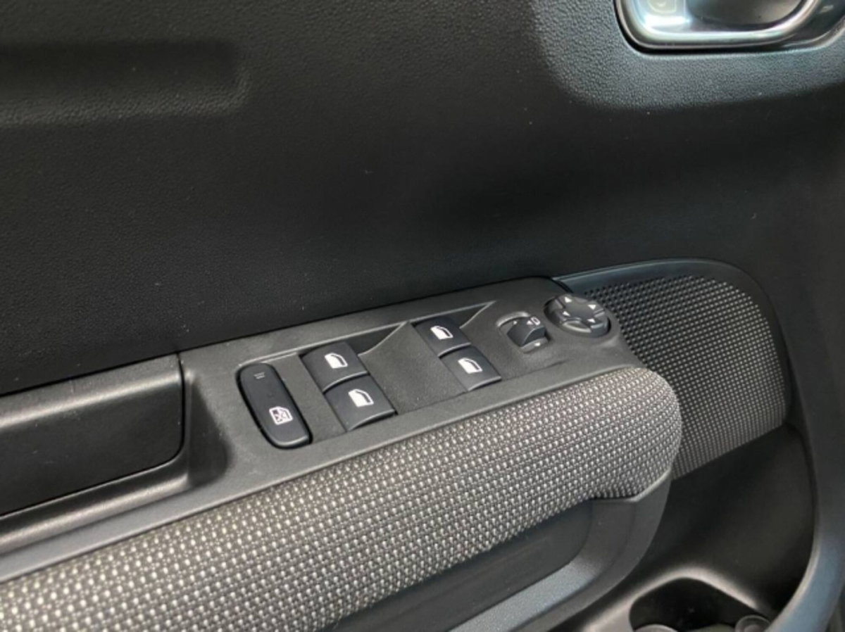 Citroen C3 Aircross BlueHDi 110 S&S C-Series (11)