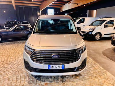 Ford Tourneo Connect Tourneo  2.0 EcoBlue 122 CV AWD Titanium usata