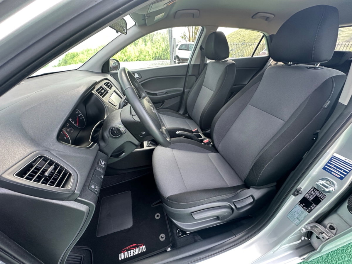 Hyundai i20 1.2 5 porte Econext Connectline (7)