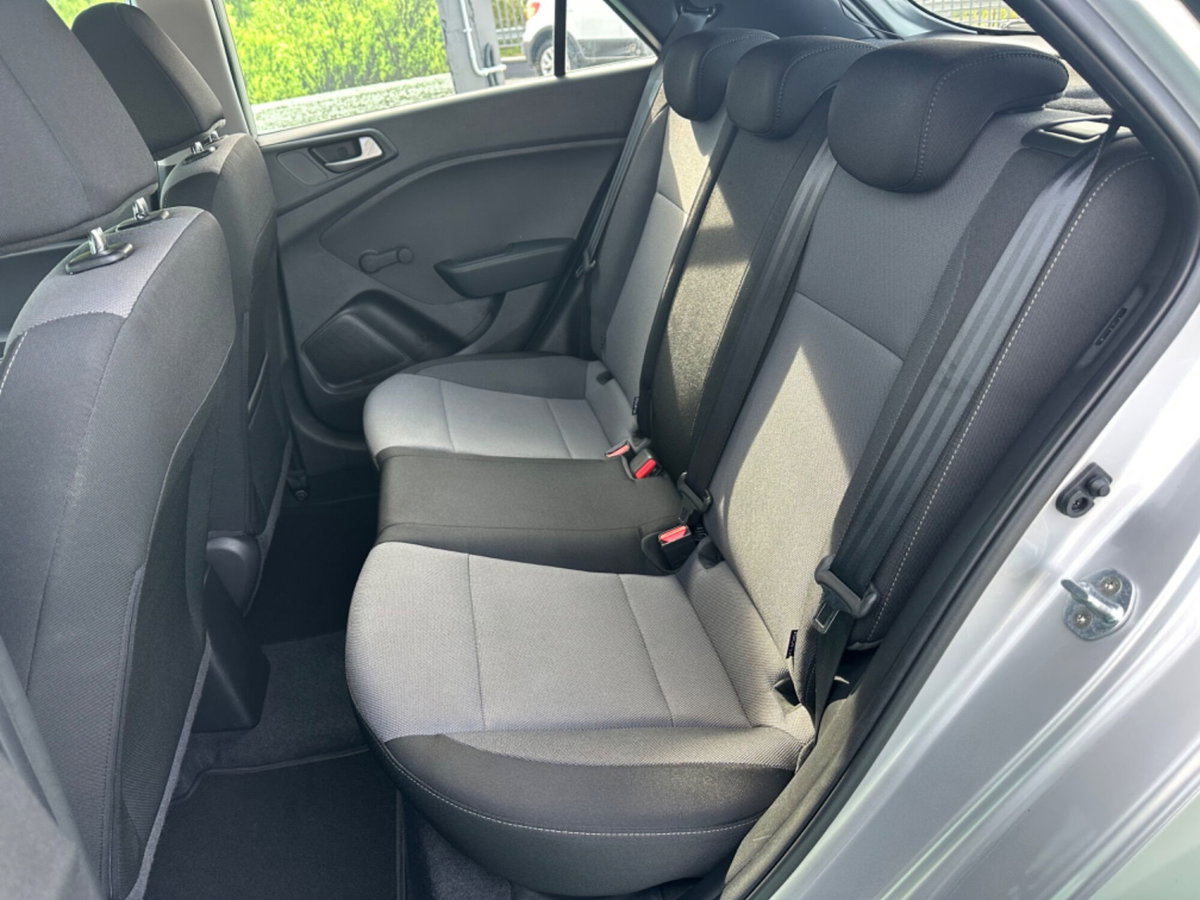 Hyundai i20 1.2 5 porte Econext Connectline (8)