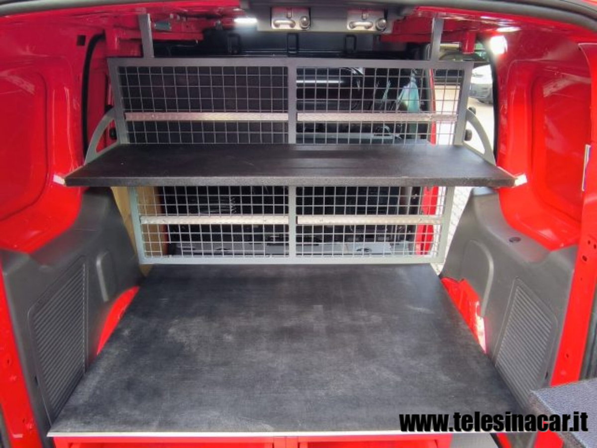 Ford Transit Connect Furgone 220 1.5 TDCi 120 CV PC aut. Furgone Trend (17)
