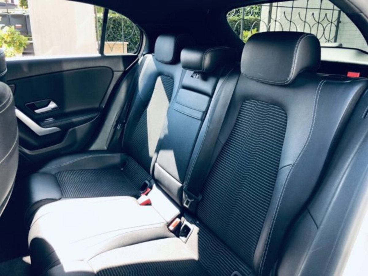 Mercedes-Benz Classe A Sedan 180 d Automatic 4p. Sport (18)