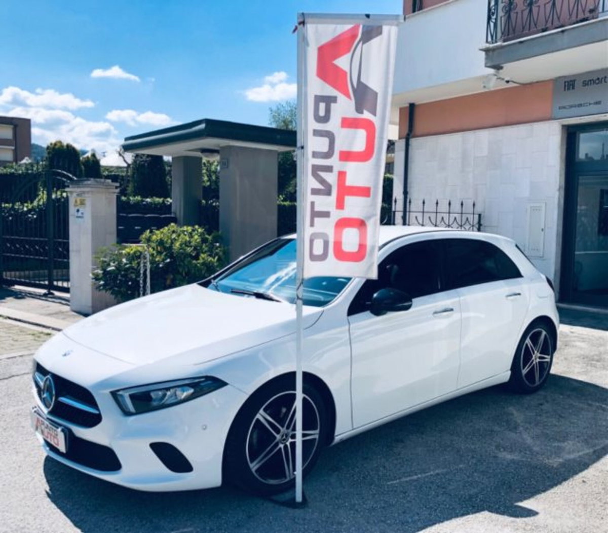 Mercedes-Benz Classe A Sedan 180 d Automatic 4p. Sport (3)