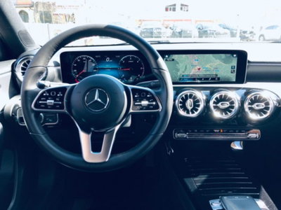 Mercedes-Benz Classe A Sedan 180 d Automatic 4p. Sport (15)