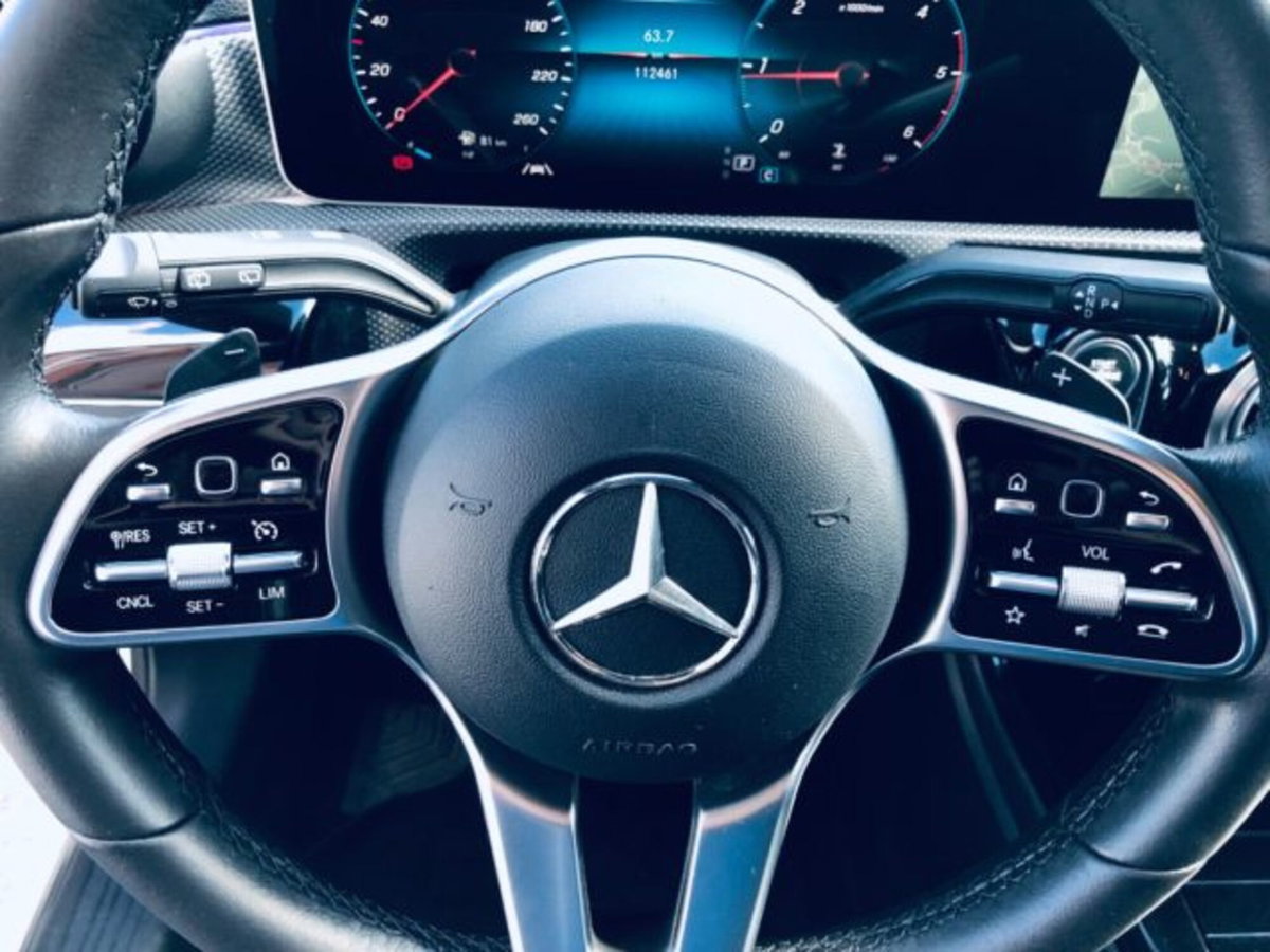 Mercedes-Benz Classe A Sedan 180 d Automatic 4p. Sport (12)
