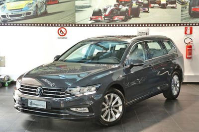 Volkswagen Passat Variant 2.0 TDI SCR EVO DSG Business usata