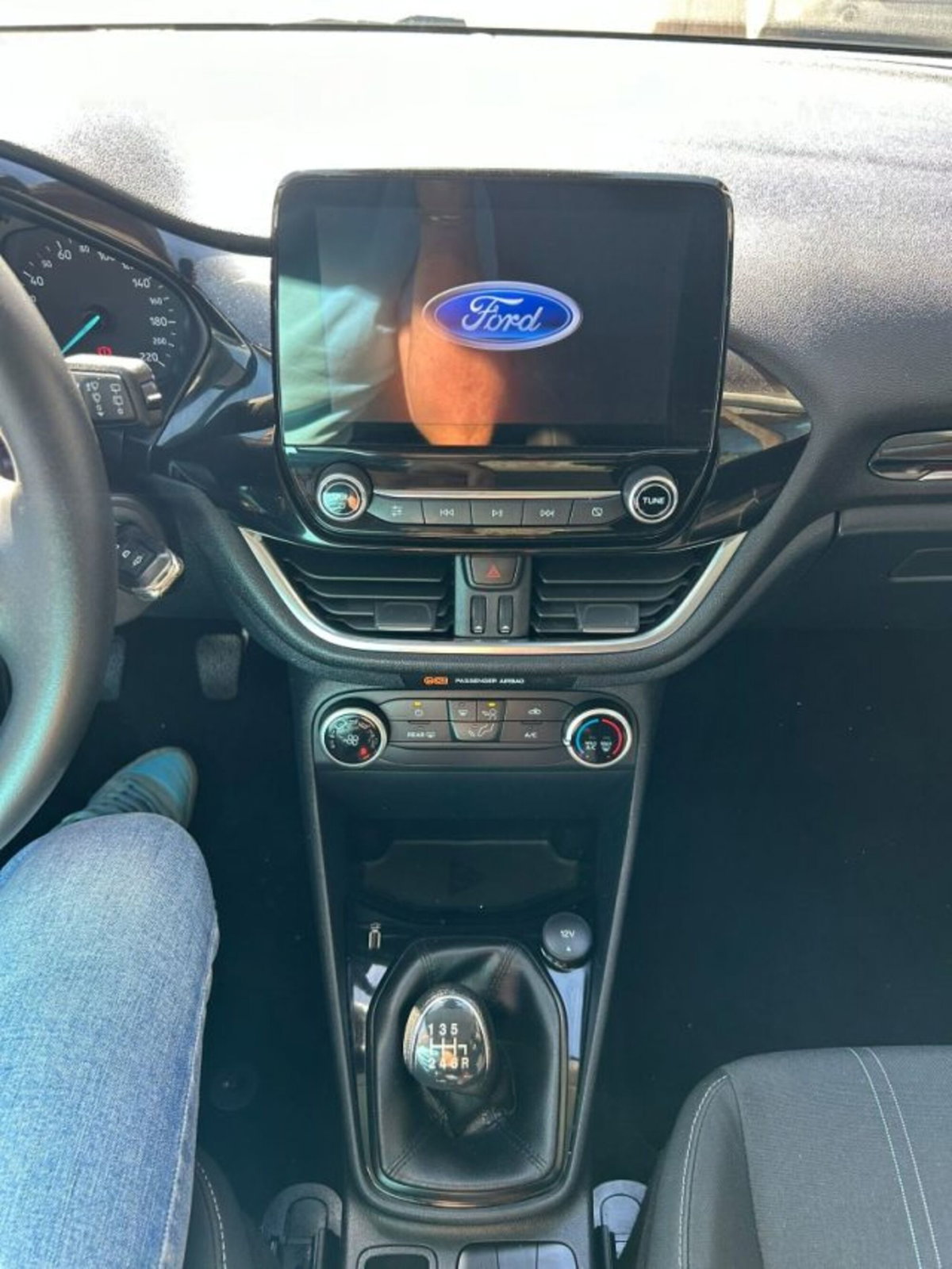 Ford Fiesta 1.5 EcoBlue 5 porte (11)