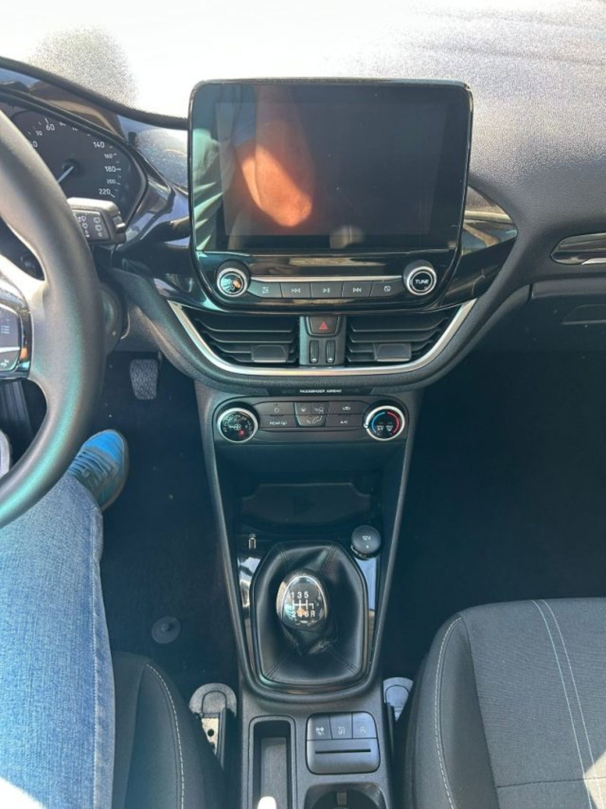 Ford Fiesta 1.5 EcoBlue 5 porte (9)