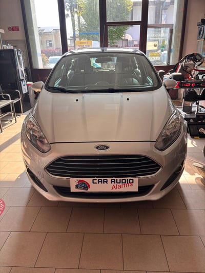 Ford Fiesta 1.5 TDCi 75CV 5 porte Titanium  usata