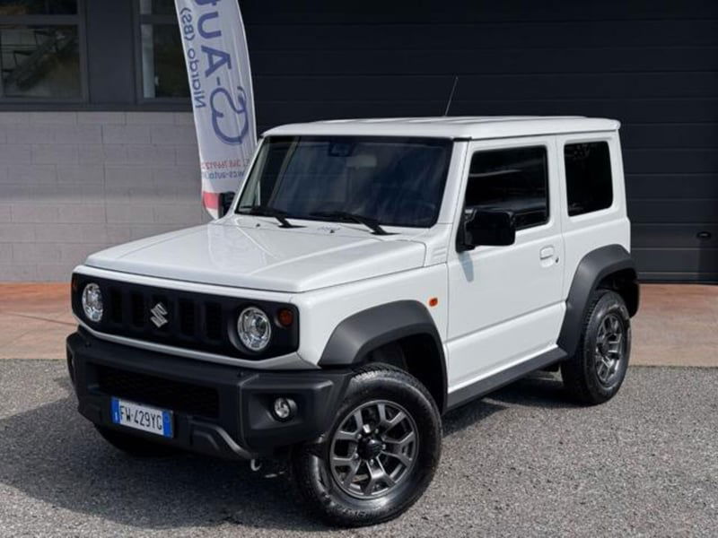 Suzuki Jimny 1.5 5MT Top