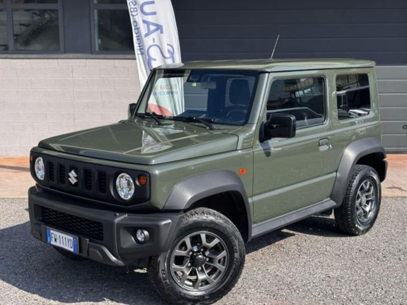 Suzuki Jimny 1.5 5MT Top