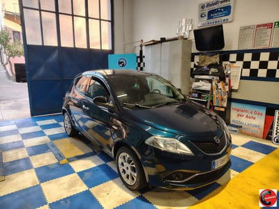 Lancia Ypsilon 1.2 69 CV 5 porte Gold usata