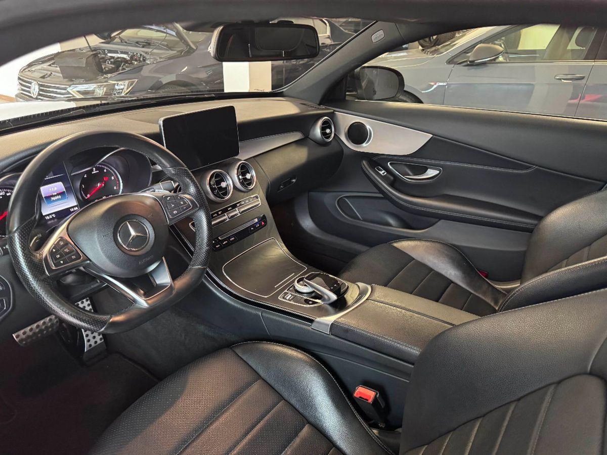 Mercedes-Benz Classe C Coupé 220 d Auto 4Matic Coupé Premium (10)
