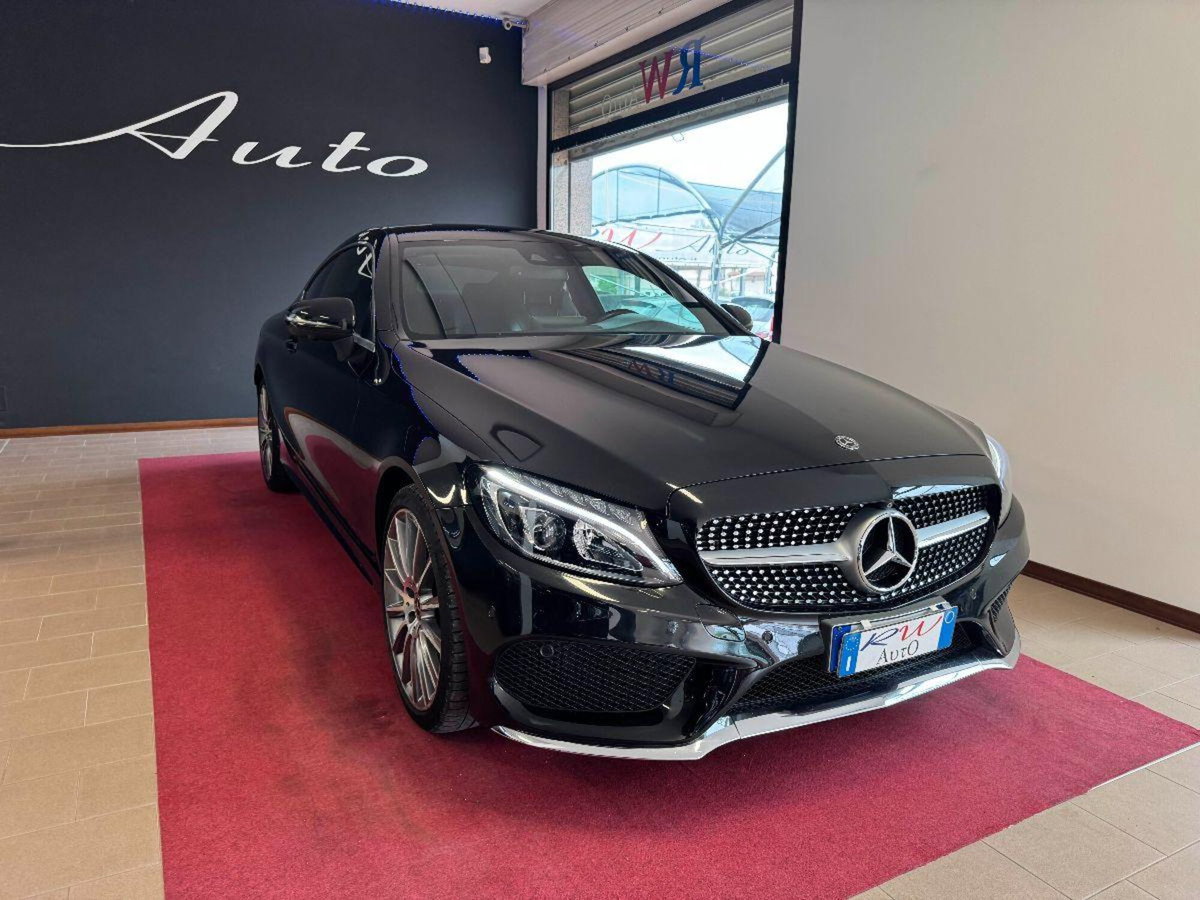 Mercedes-Benz Classe C Coupé 220 d Auto 4Matic Coupé Premium (2)