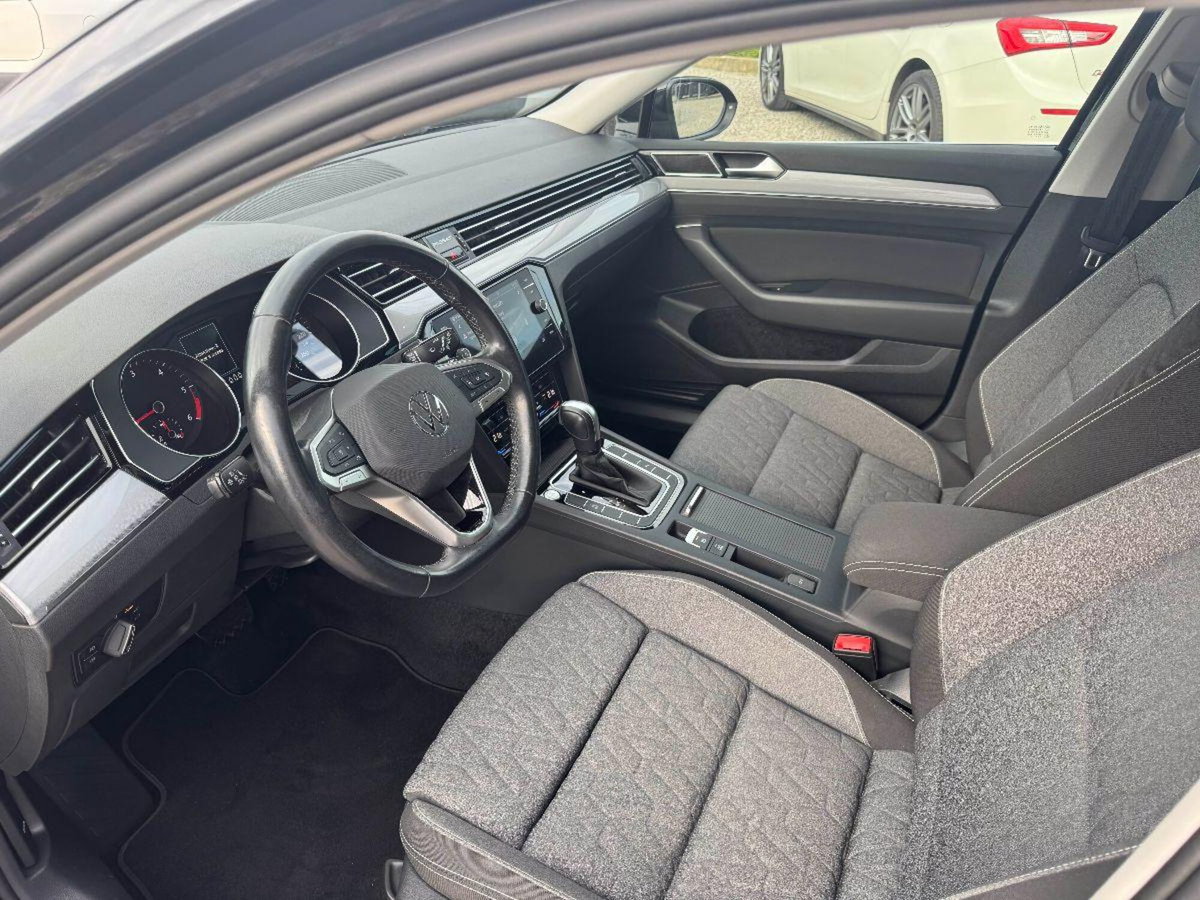 Volkswagen Passat Variant 2.0 TDI DSG Business BlueMotion Tech (10)