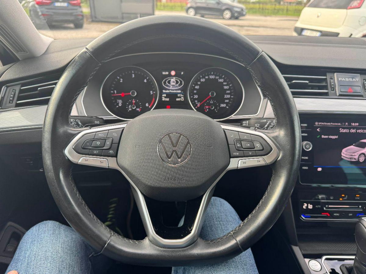 Volkswagen Passat Variant 2.0 TDI DSG Business BlueMotion Tech (12)