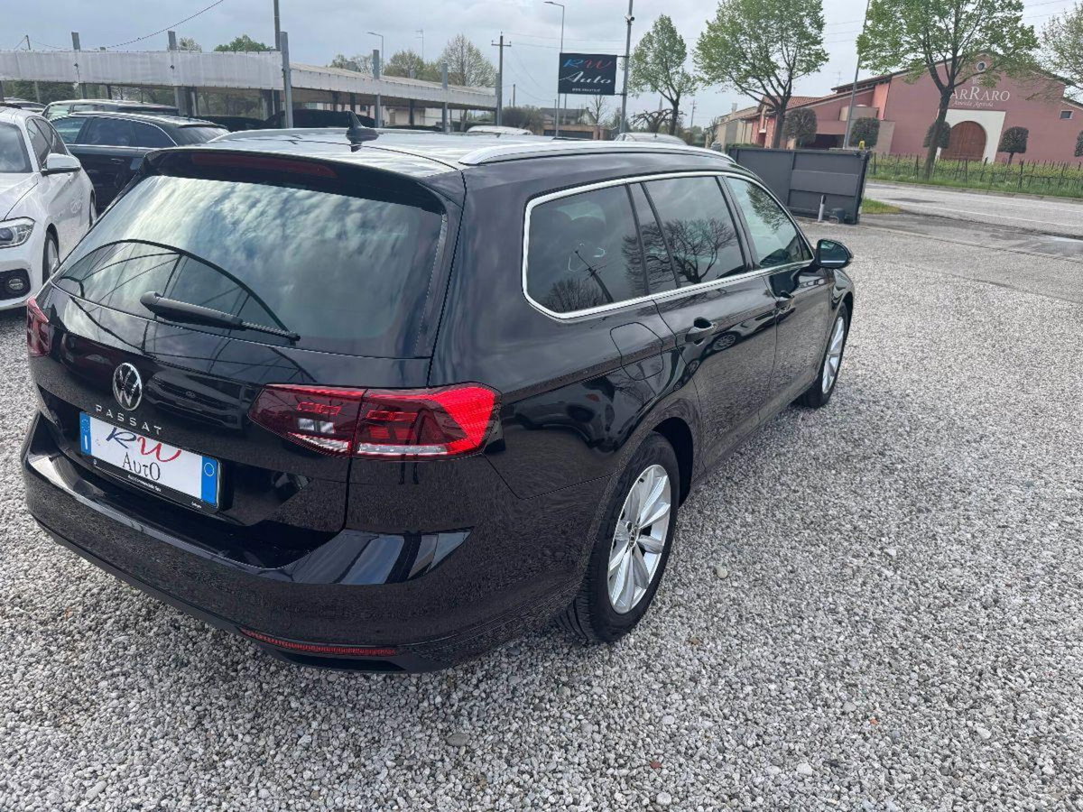 Volkswagen Passat Variant 2.0 TDI DSG Business BlueMotion Tech (7)
