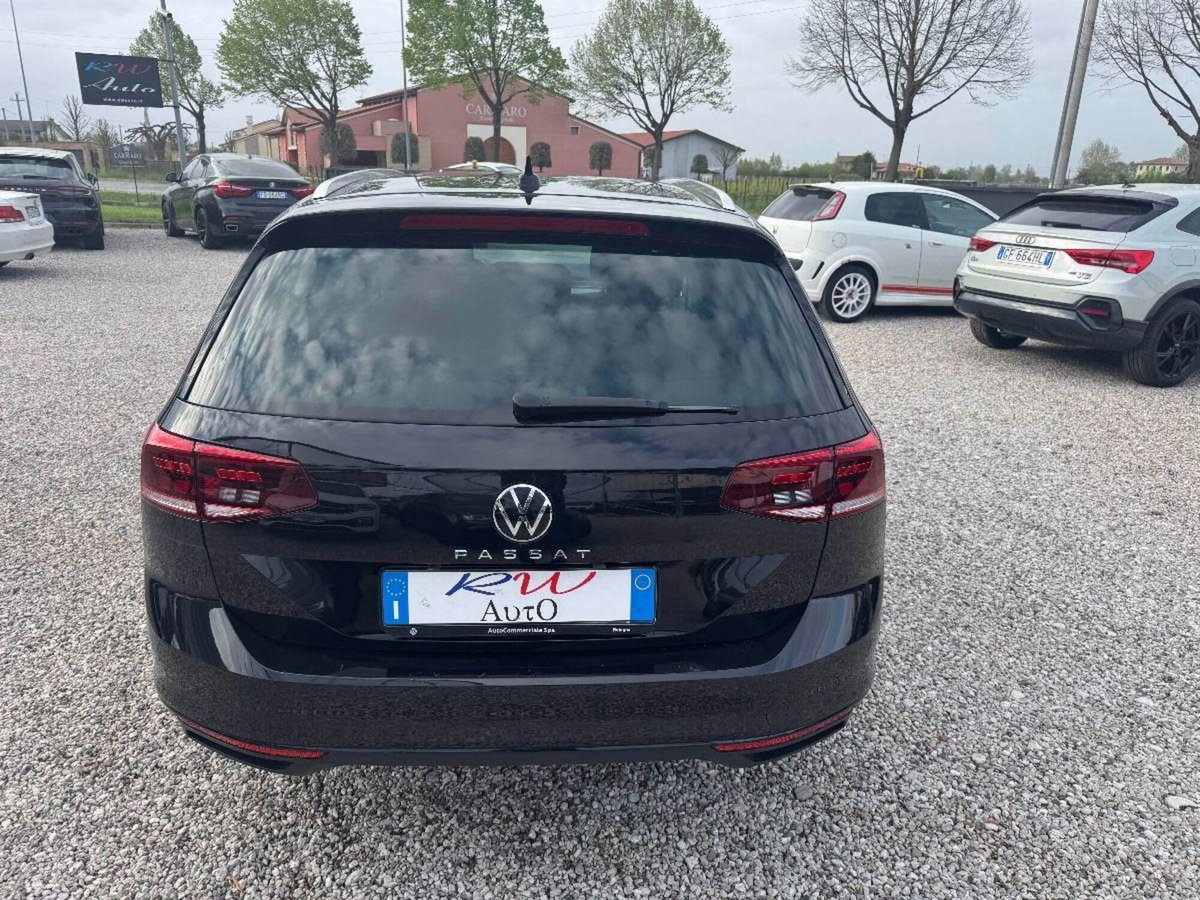 Volkswagen Passat Variant 2.0 TDI DSG Business BlueMotion Tech (8)