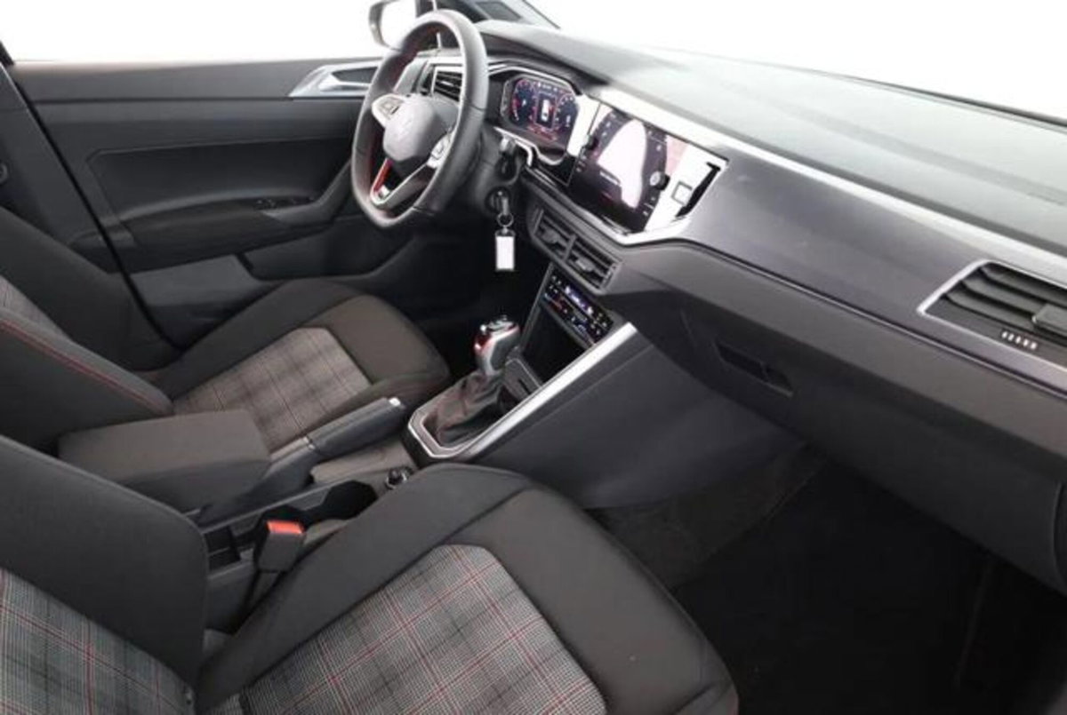 Volkswagen Polo 2.0 tsi GTI dsg (14)