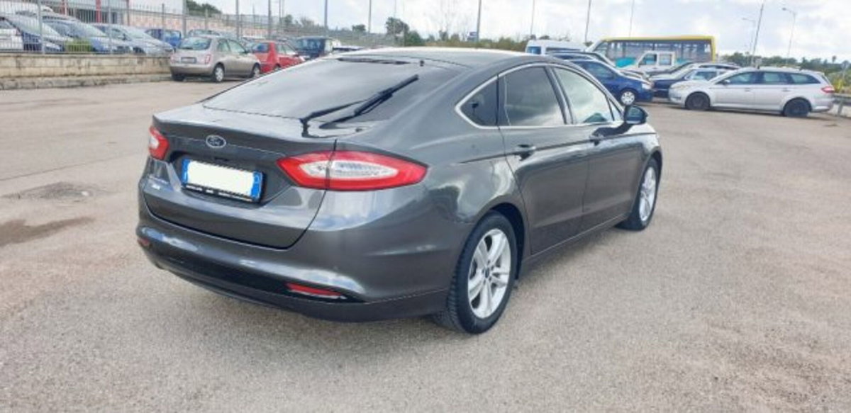 Ford Mondeo 2.0 TDCi 150 CV S&S 5 porte Titanium Business (4)