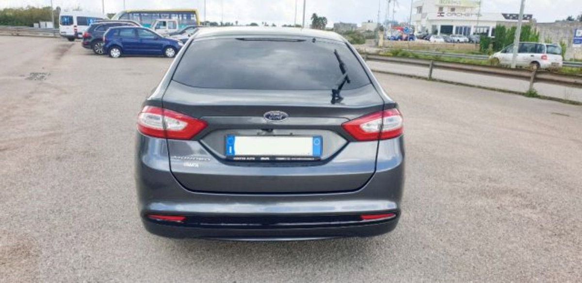 Ford Mondeo 2.0 TDCi 150 CV S&S 5 porte Titanium Business (5)