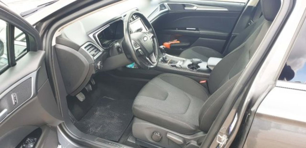 Ford Mondeo 2.0 TDCi 150 CV S&S 5 porte Titanium Business (7)