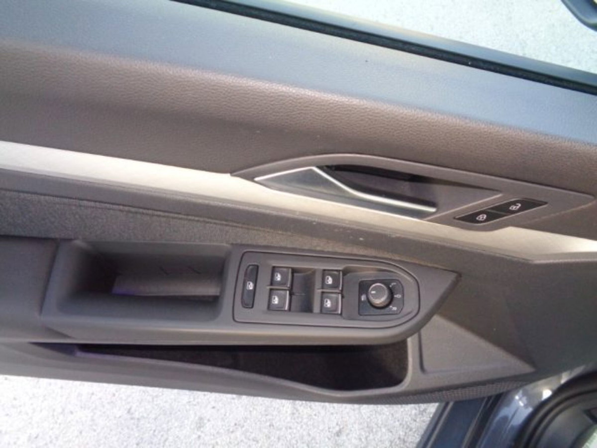 Volkswagen Golf Variant 2.0 TDI 150 CV DSG SCR 4Motion Life (5)