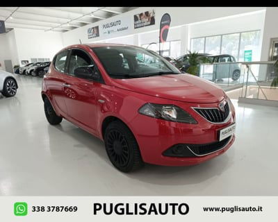 Lancia Ypsilon 1.0 FireFly 5 porte S&S Hybrid Ecochic Gold usata