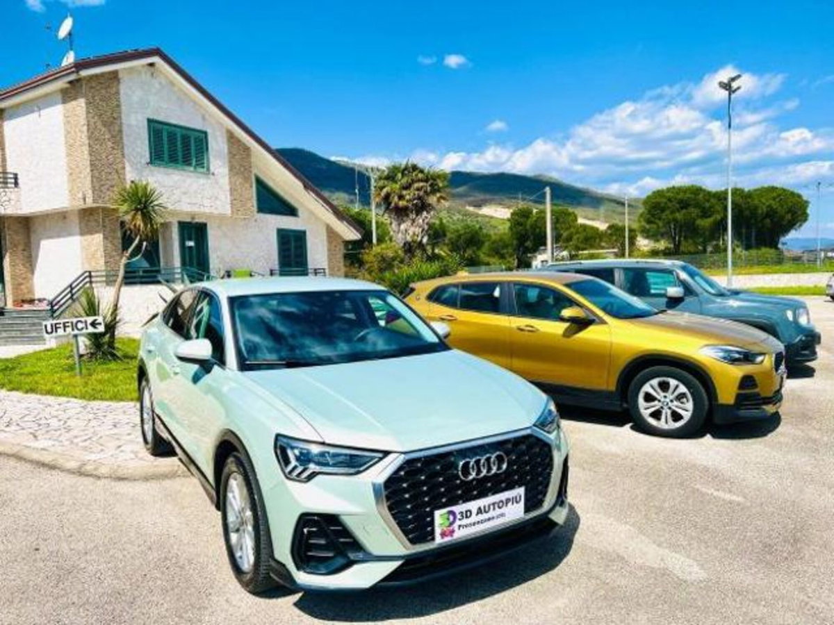 Audi Q3 Sportback Sportback 35 2.0 tdi s-tronic