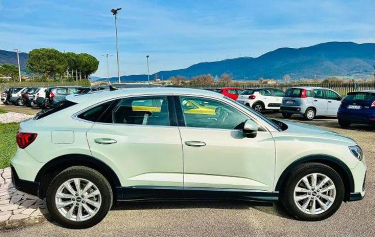 Audi Q3 Sportback Sportback 35 2.0 tdi s-tronic (15)