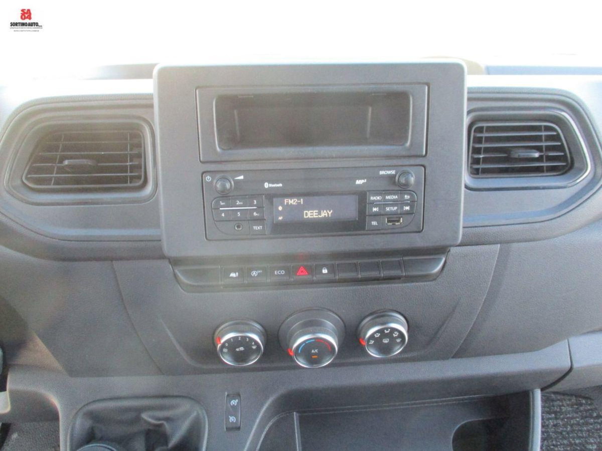 Renault Master Furgone T28 2.3 dCi 150 PC-TN Furgone Energy Ice (10)