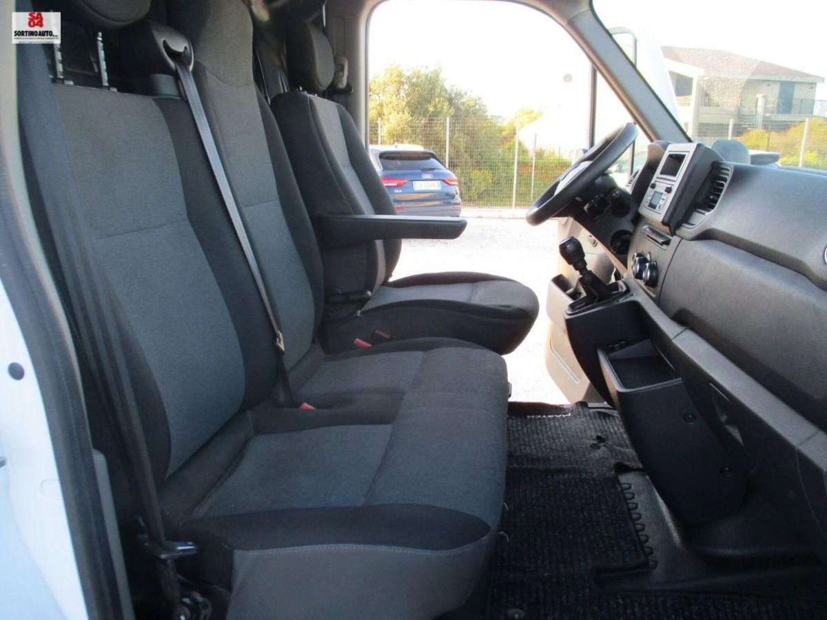 Renault Master Furgone T28 2.3 dCi 150 PC-TN Furgone Energy Ice (13)
