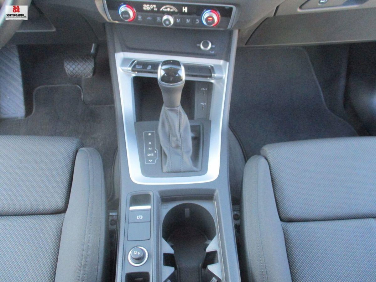 Audi Q3 Sportback 40 TDI quattro S tronic S line edition (16)
