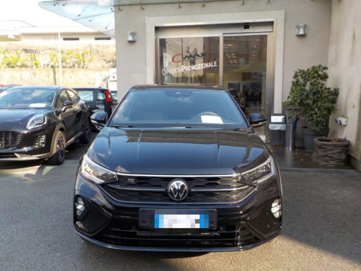 Volkswagen Taigo 1.0 tsi Edition 95cv (2)