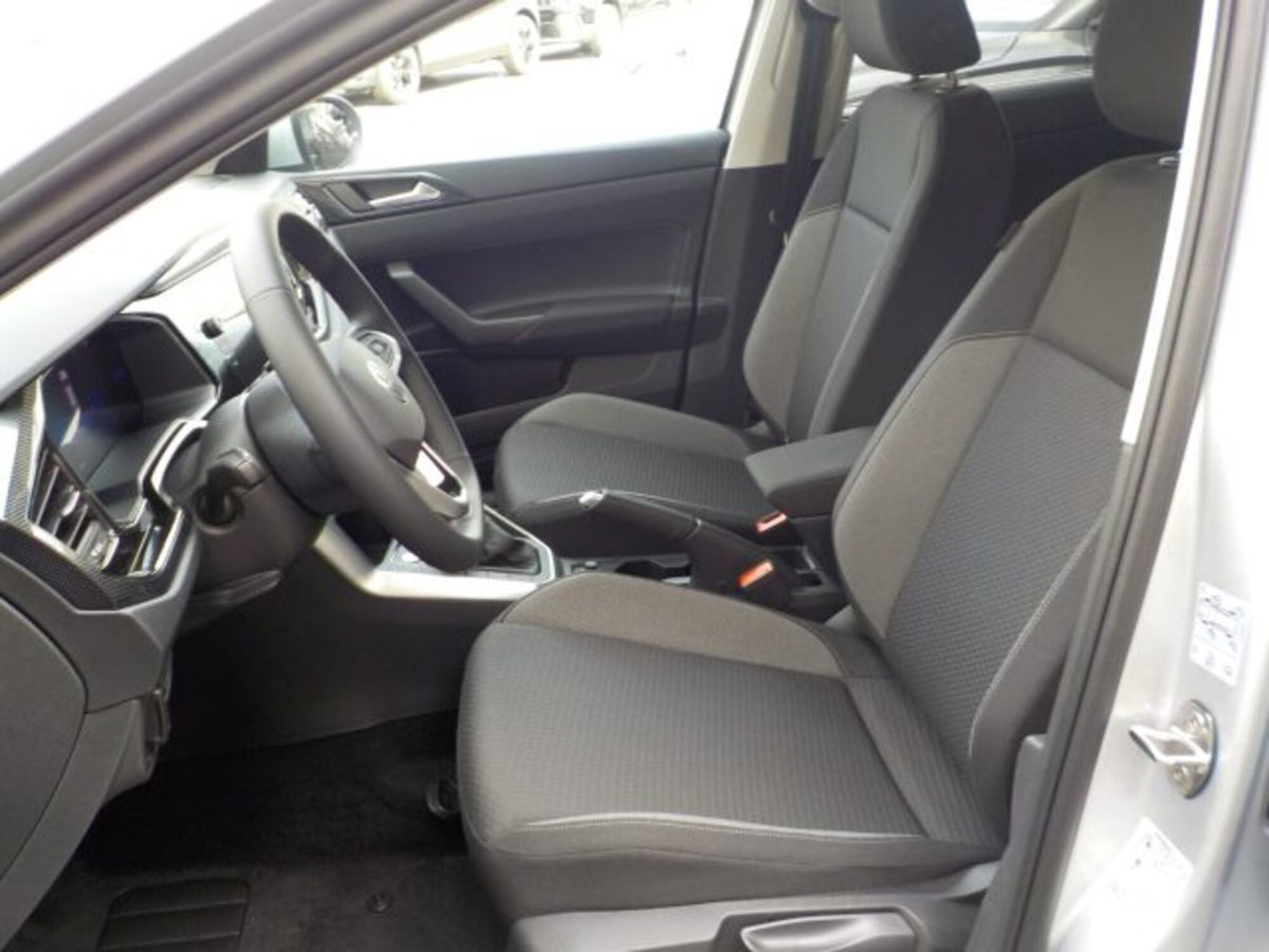 Volkswagen Taigo 1.0 tsi Edition 95cv (6)