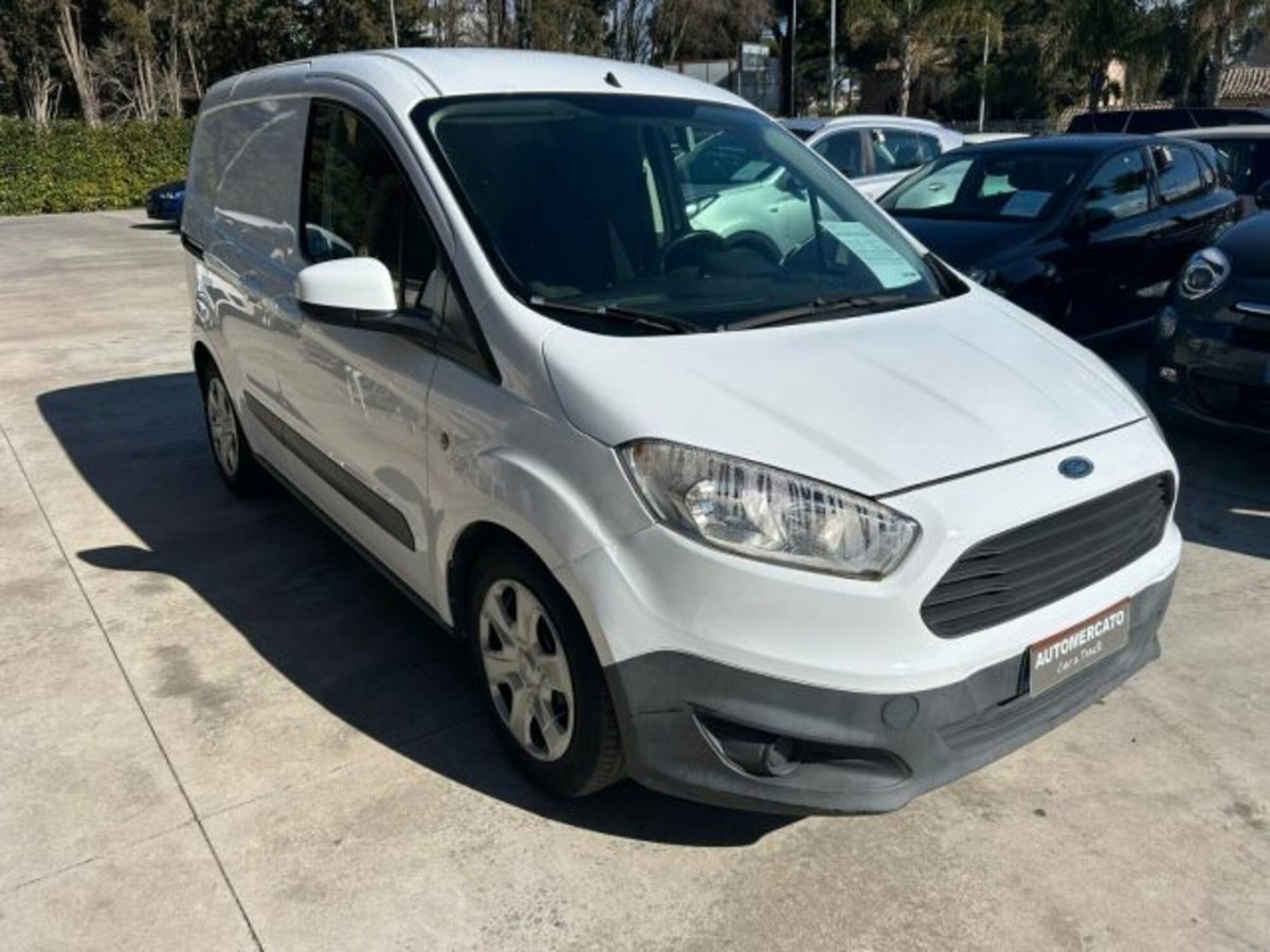 Ford Transit Courier 1.5 TDCi 75CV  Entry (3)