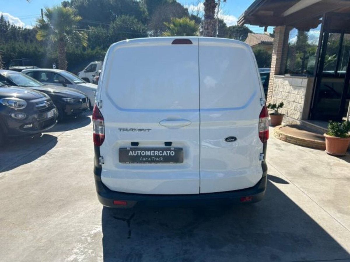 Ford Transit Courier 1.5 TDCi 75CV  Entry (5)