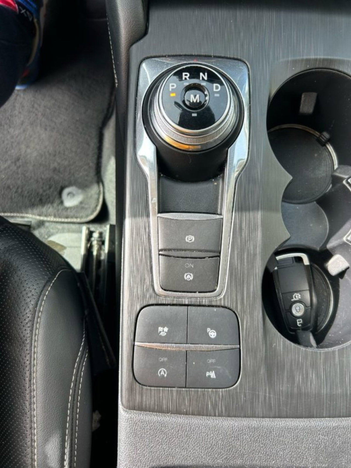 Ford Kuga 2.0 EcoBlue 190 CV aut. AWD Vignale (13)