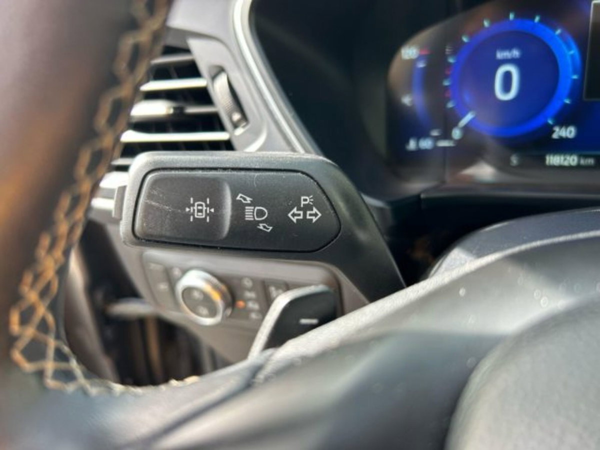 Ford Kuga 2.0 EcoBlue 190 CV aut. AWD Vignale (18)