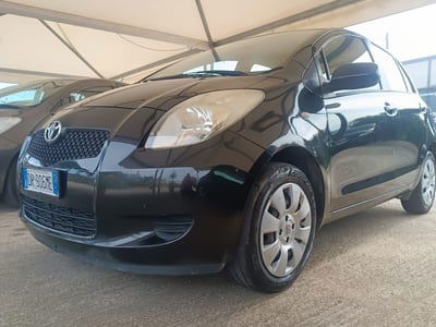 Toyota Yaris 1.0 5 porte Sol  usata