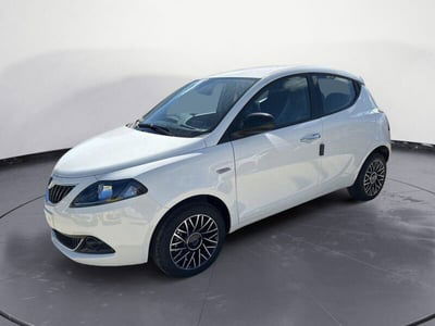 Lancia Ypsilon 1.0 FireFly 5 porte S&S Hybrid Gold Plus nuova