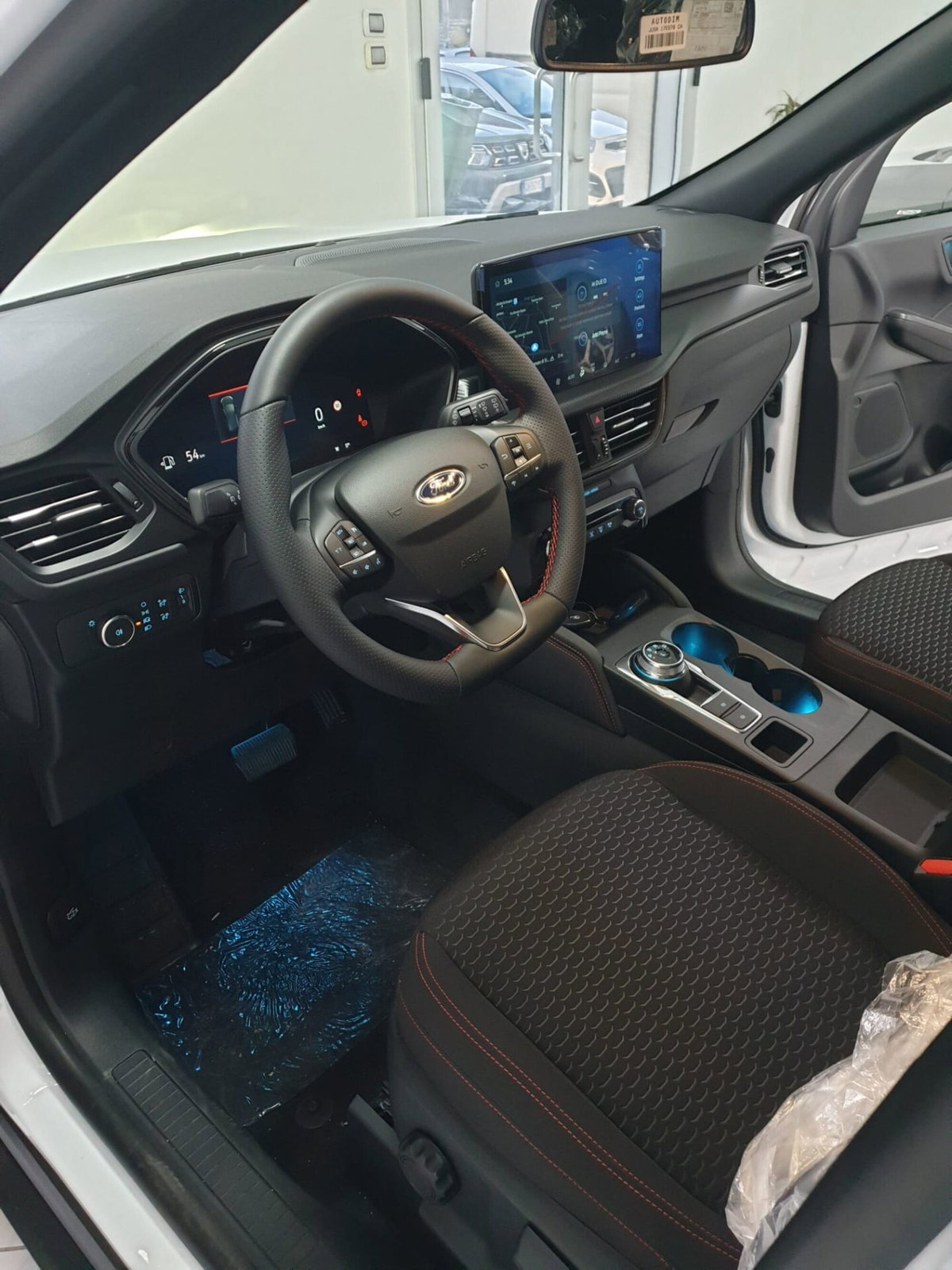 Ford Kuga 2.5 full hybrid ST-Line X 2wd 180cv auto (6)