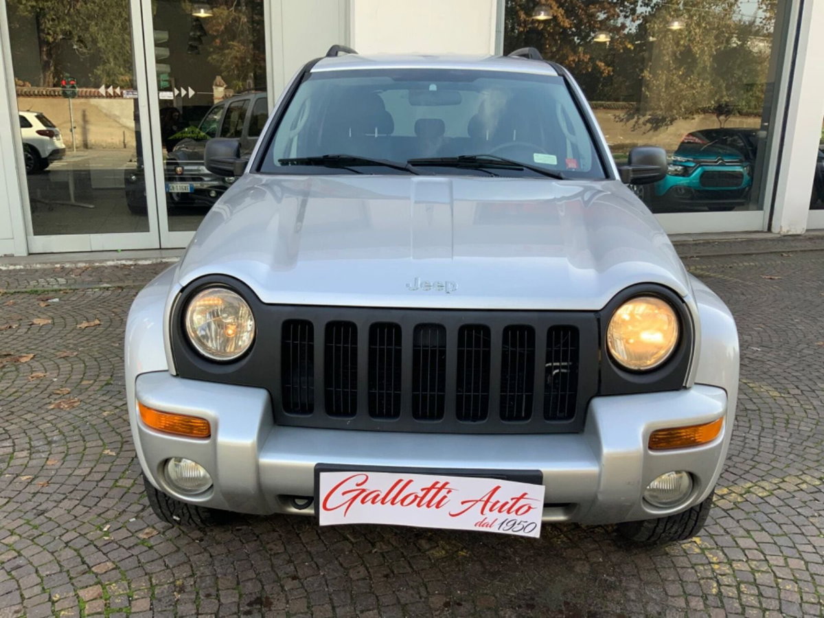 Jeep Cherokee 2.8 CRD Limited (2)