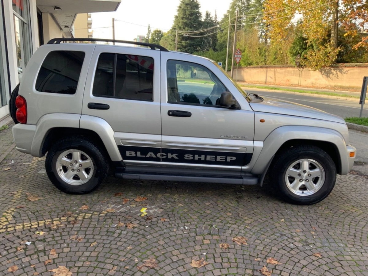 Jeep Cherokee 2.8 CRD Limited (4)