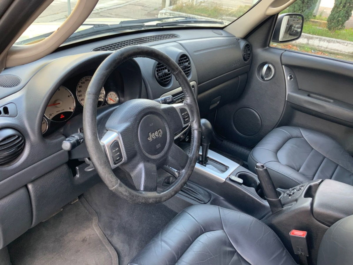 Jeep Cherokee 2.8 CRD Limited (8)